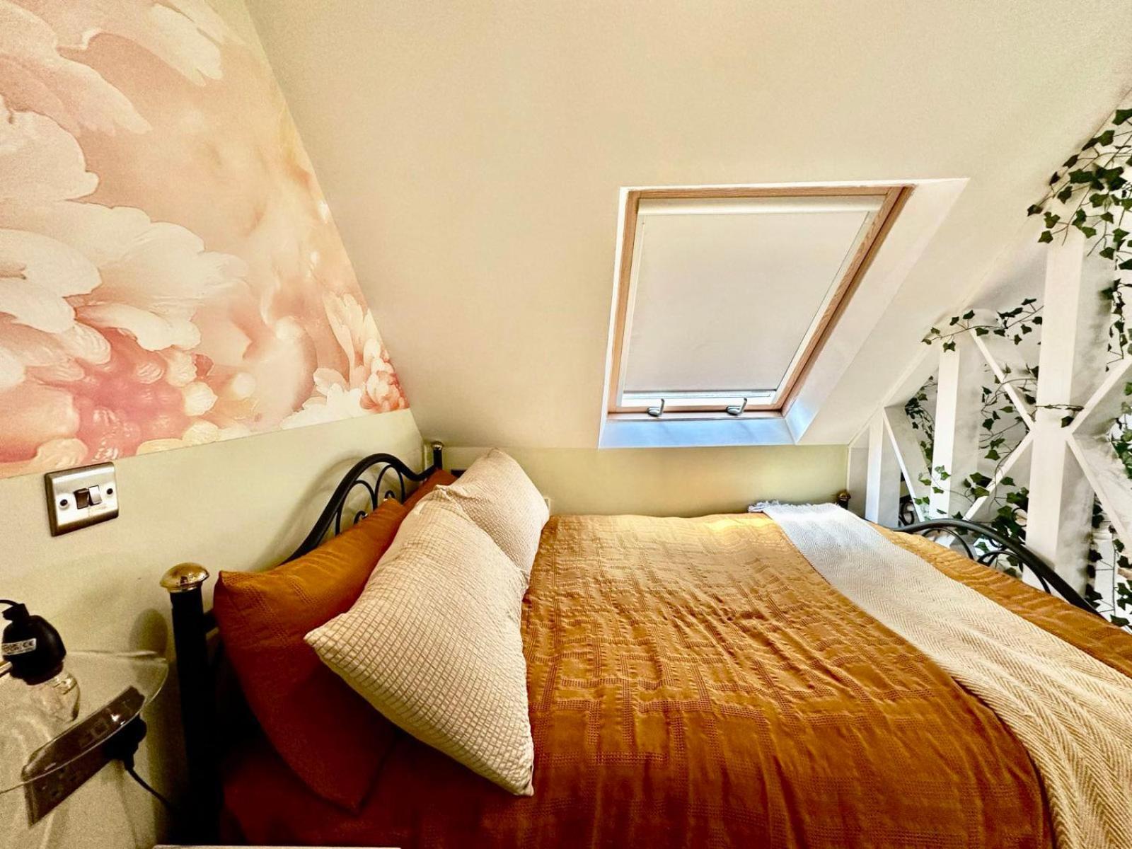 צ'יזלהרסט Forest Studio Apartment Gated Parking On 2 Acres Garden מראה חיצוני תמונה